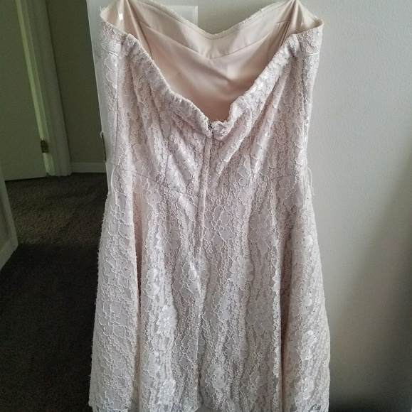 Dress - Picture 3 of 4